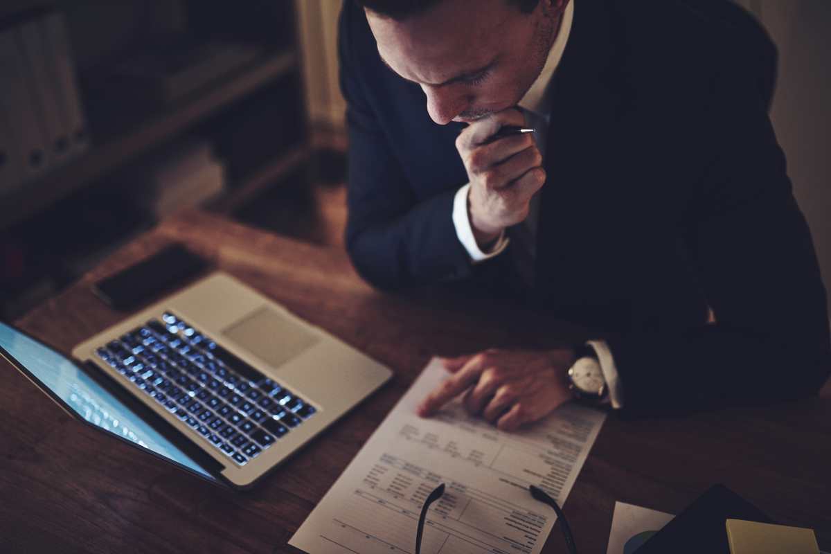 Contabilidade Online x Contabilidade Tradicional: qual faz mais sentido hoje?